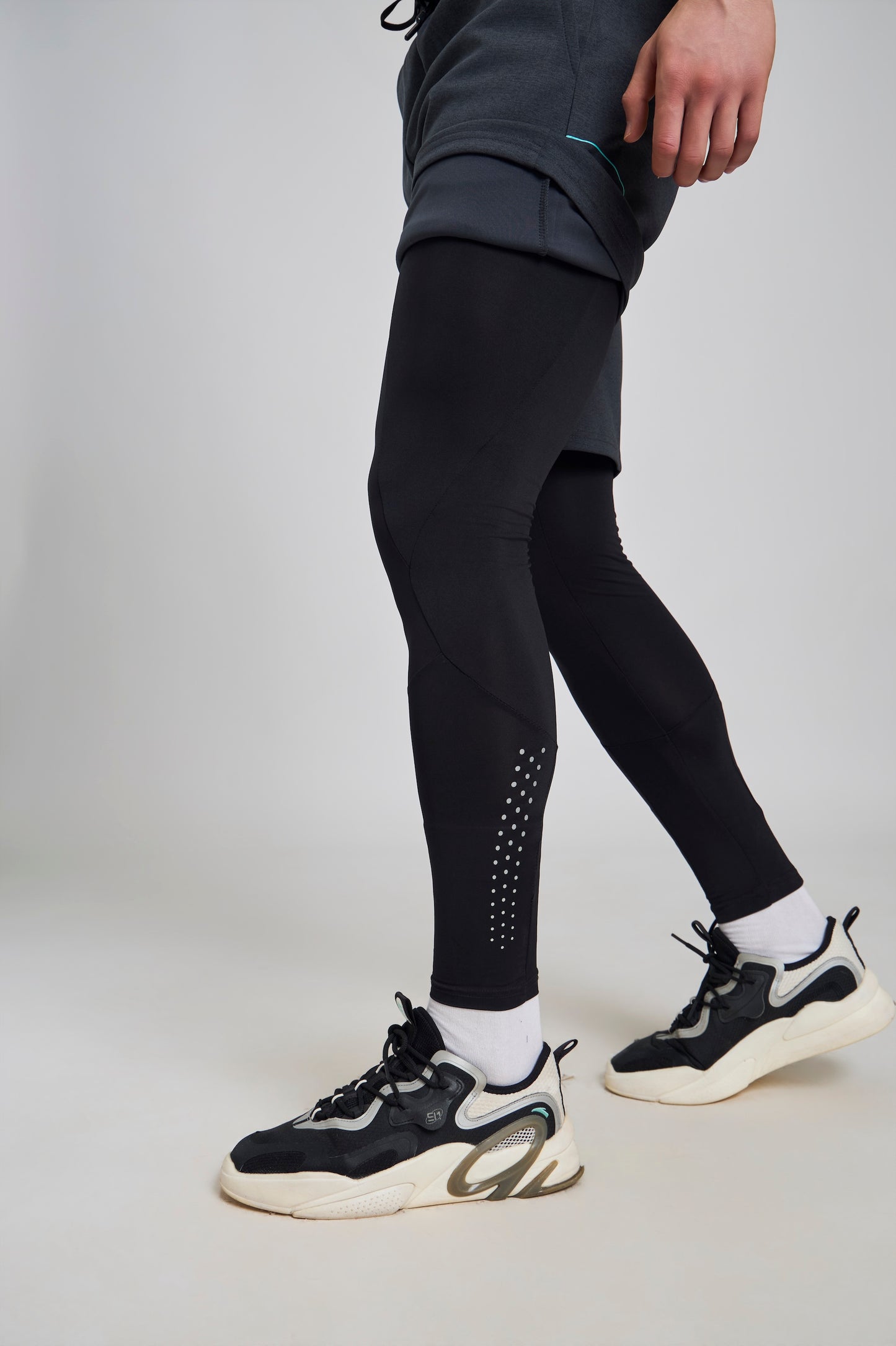 Bout Duo Shorts - Dark Grey