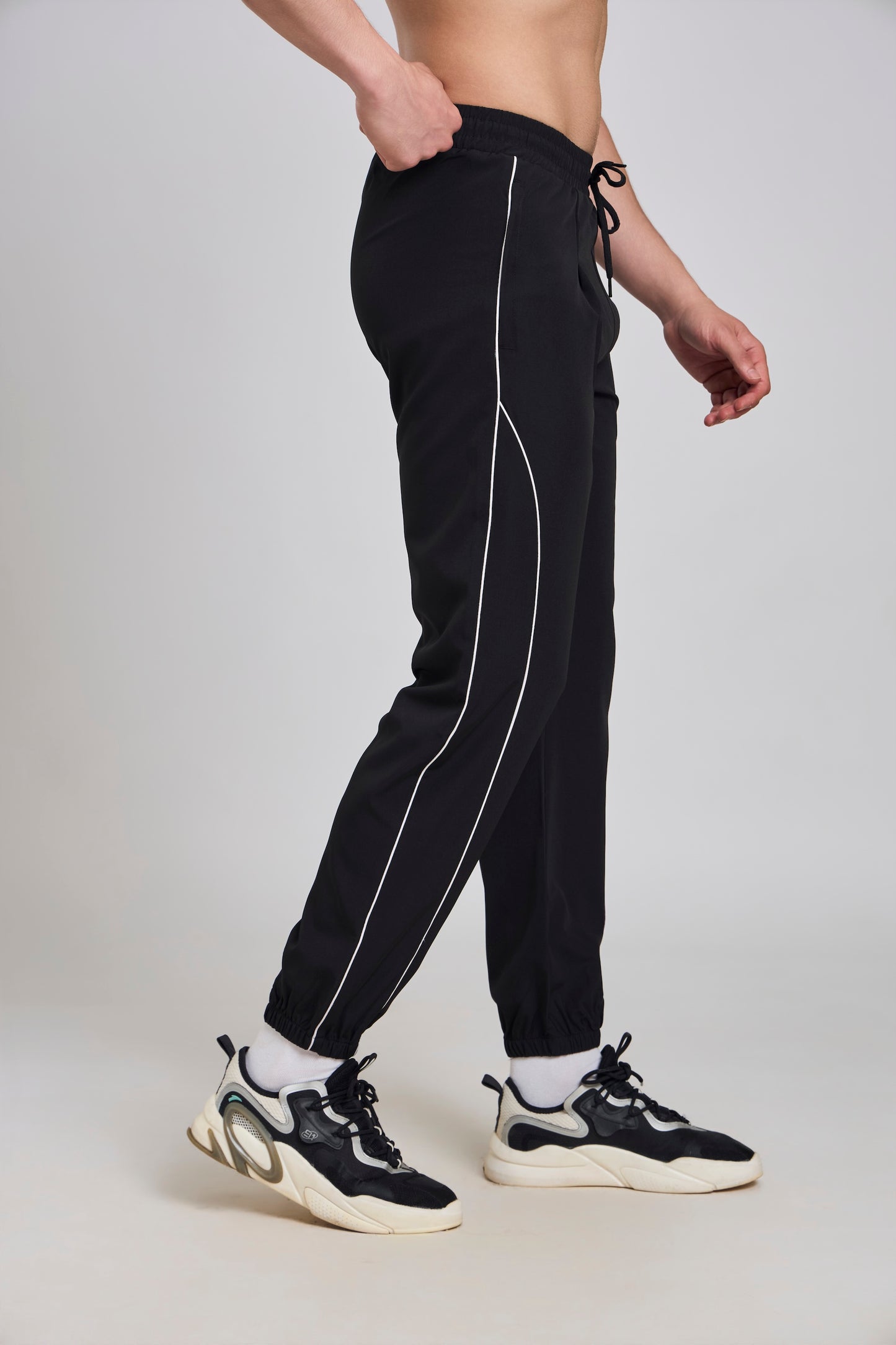 Bout Cuffed Performance Tracks - Black