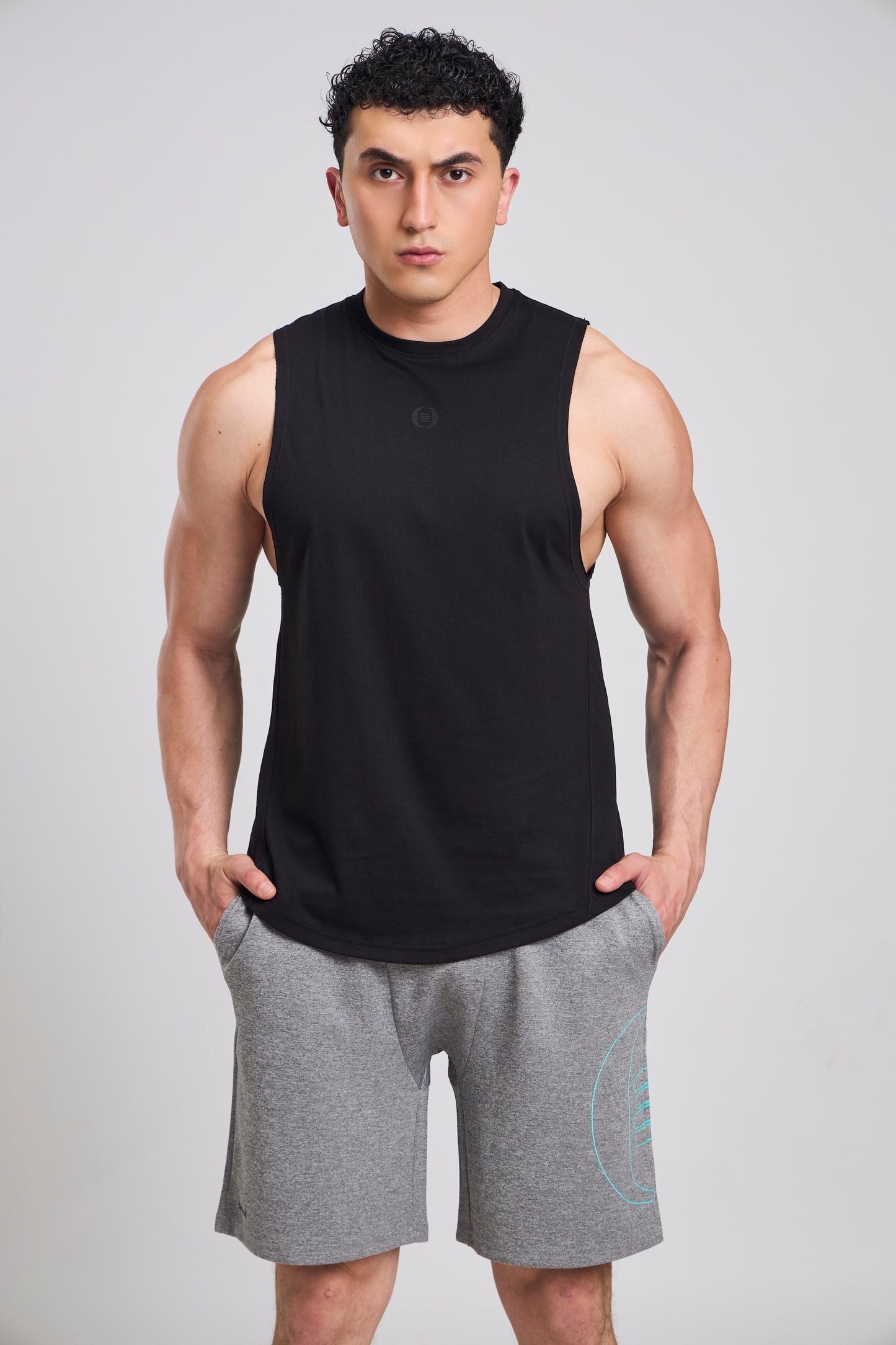 Bout Court Craft Vest - Black