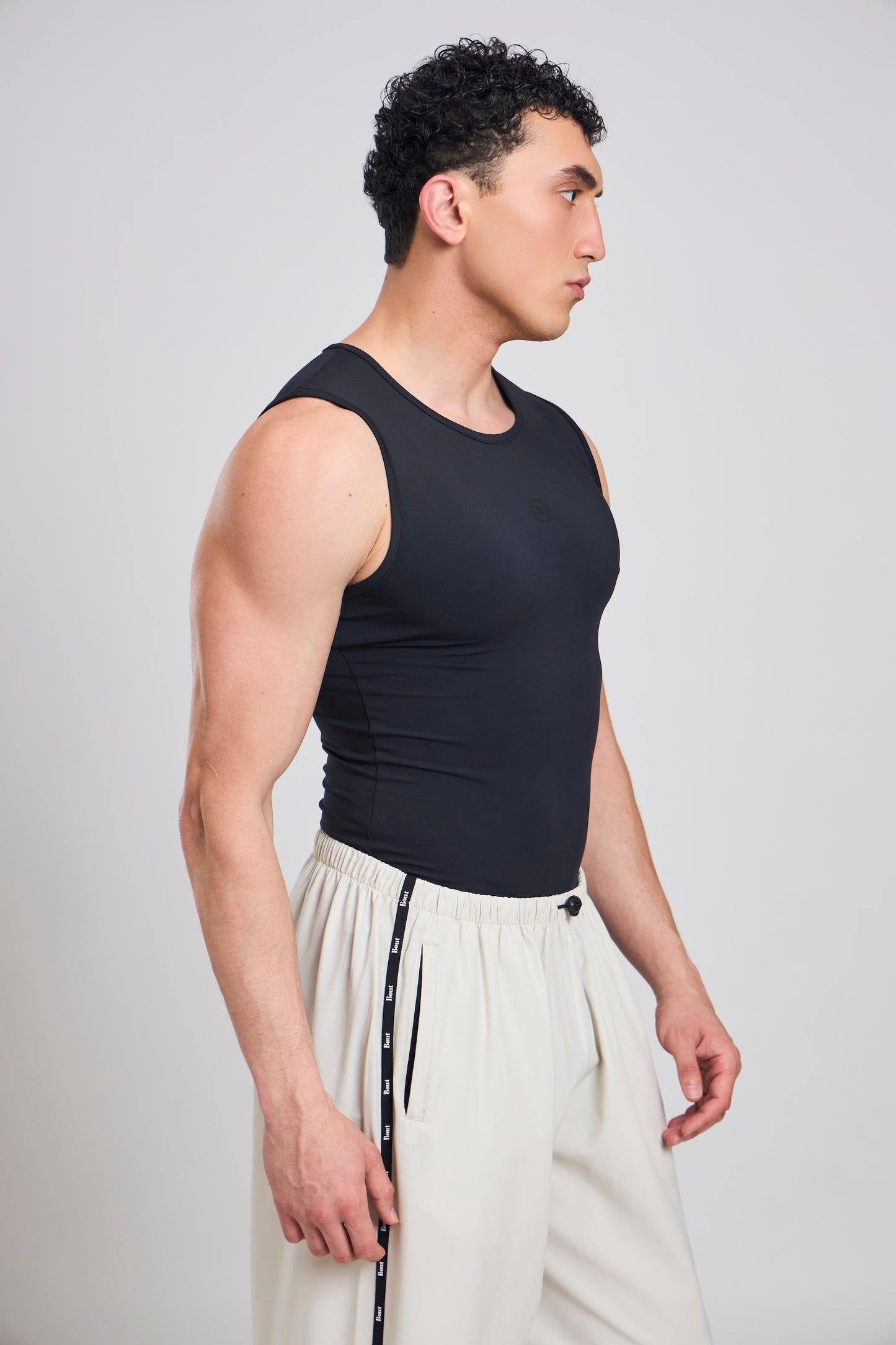 Bout Sleeveless Compression Vest - Black