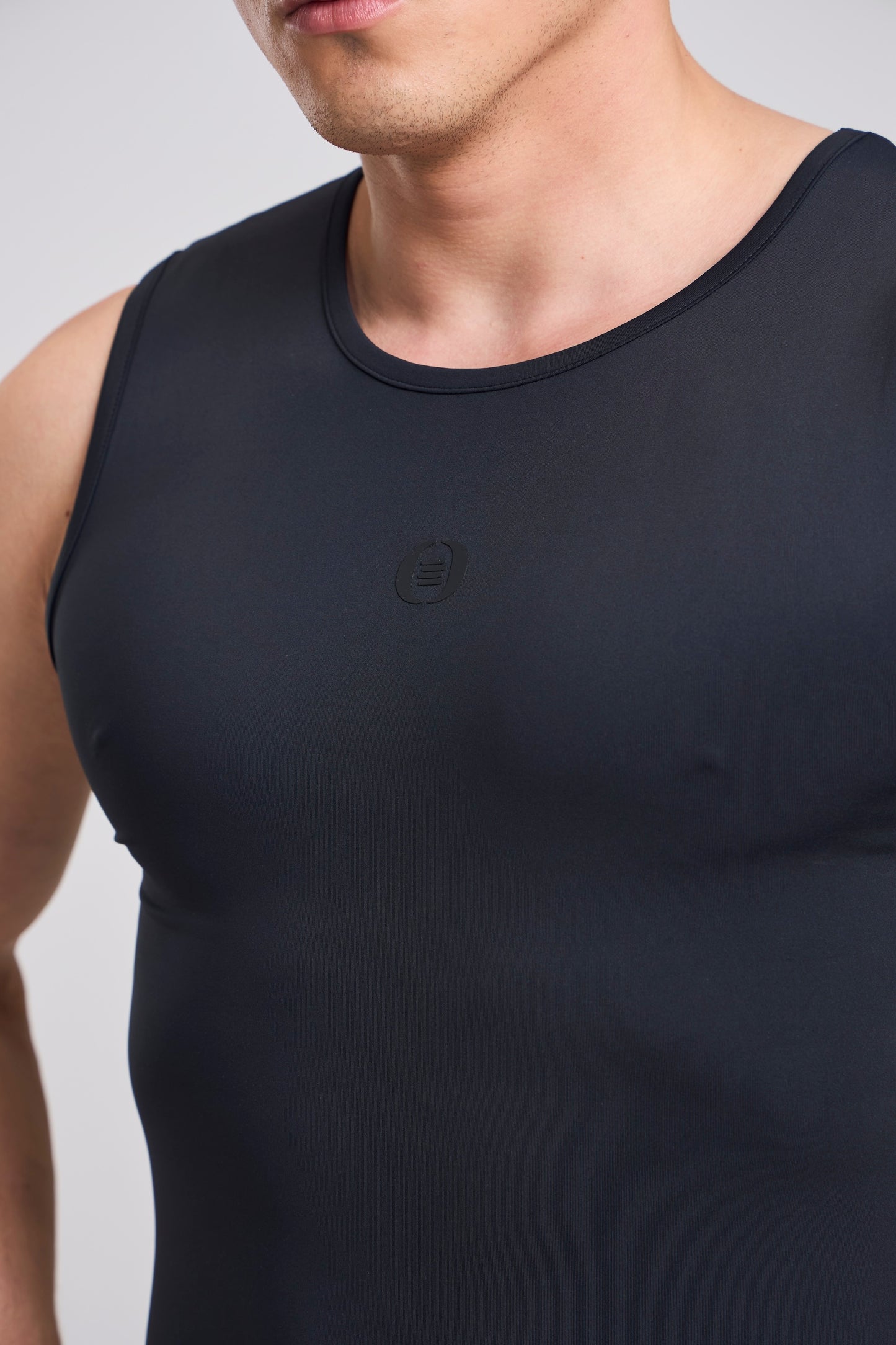 Bout Sleeveless Compression Vest - Black