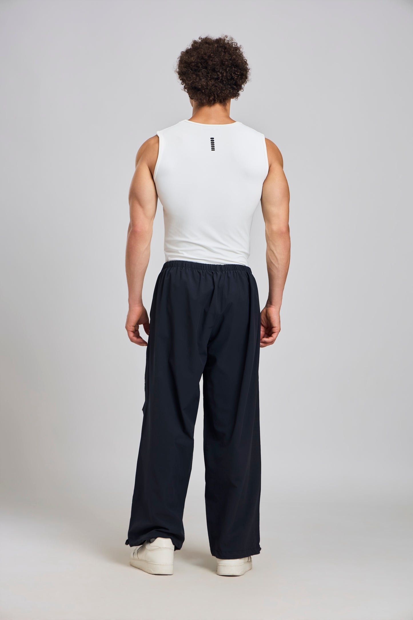 Bout Sleeveless Compression Vest - White