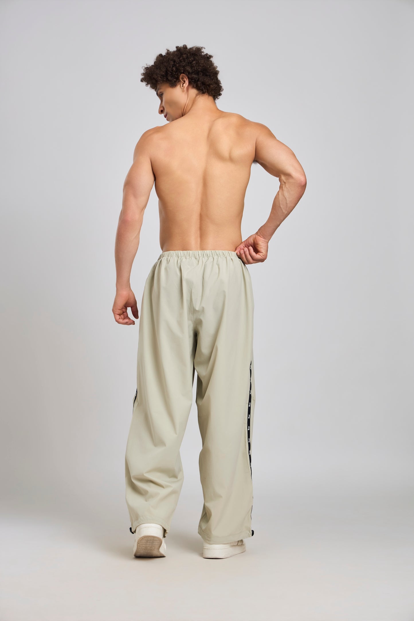 Bout Baggy Fit Training Pants - Sage Beige