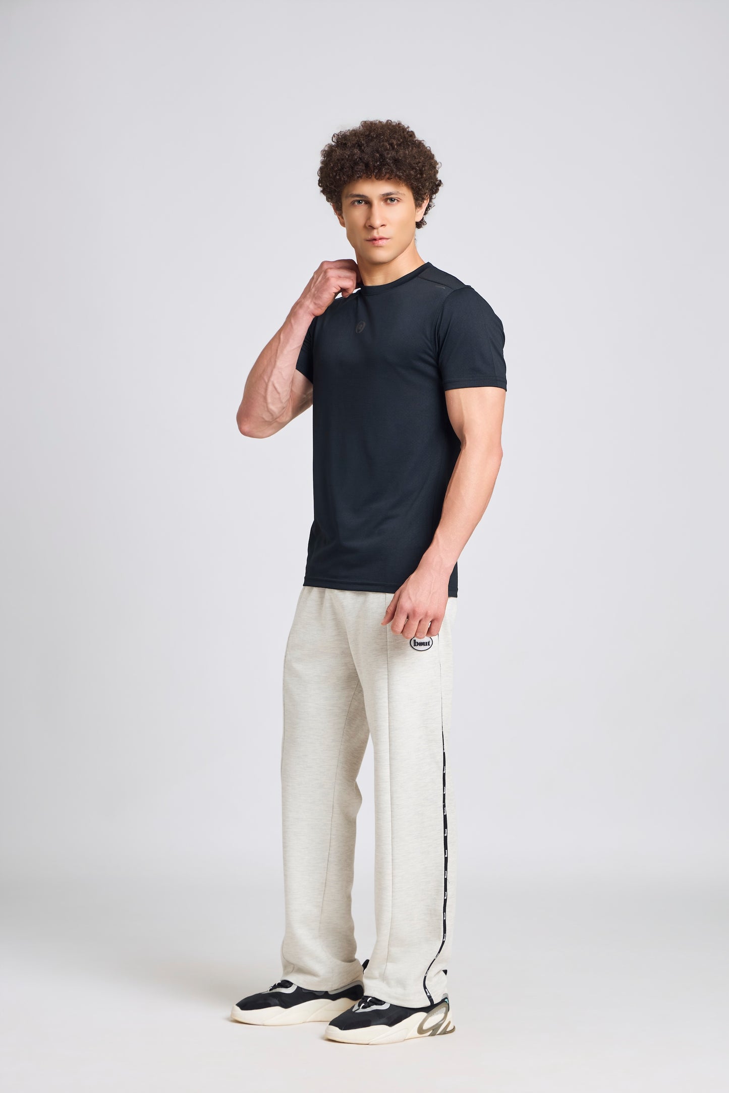 Bout Textured T-Shirt - Black